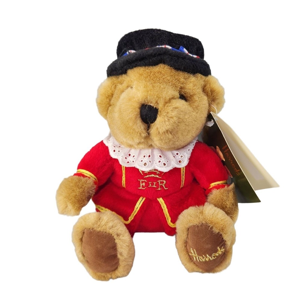 Harrods Knightsbridge Beefeater Bear London Royal Guard Brown Red Soft Toy Tag